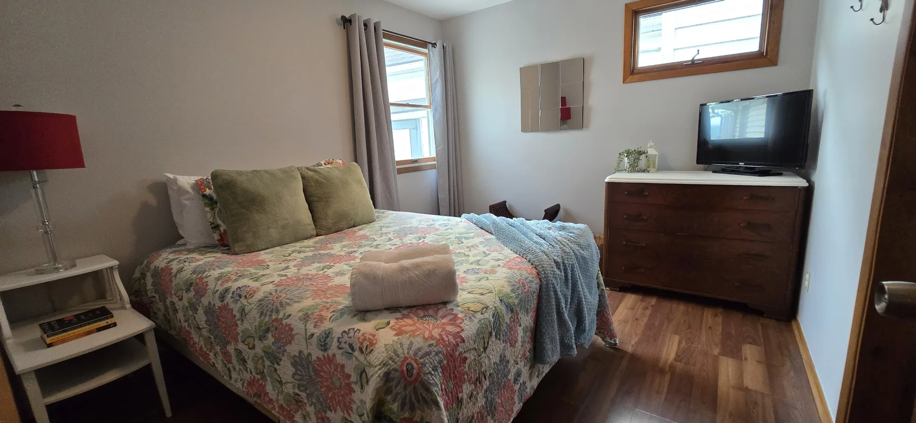 Master bedroom - Sleeps 2